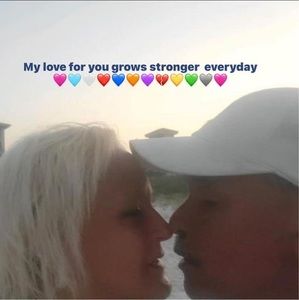 Meet your Posher, Joy